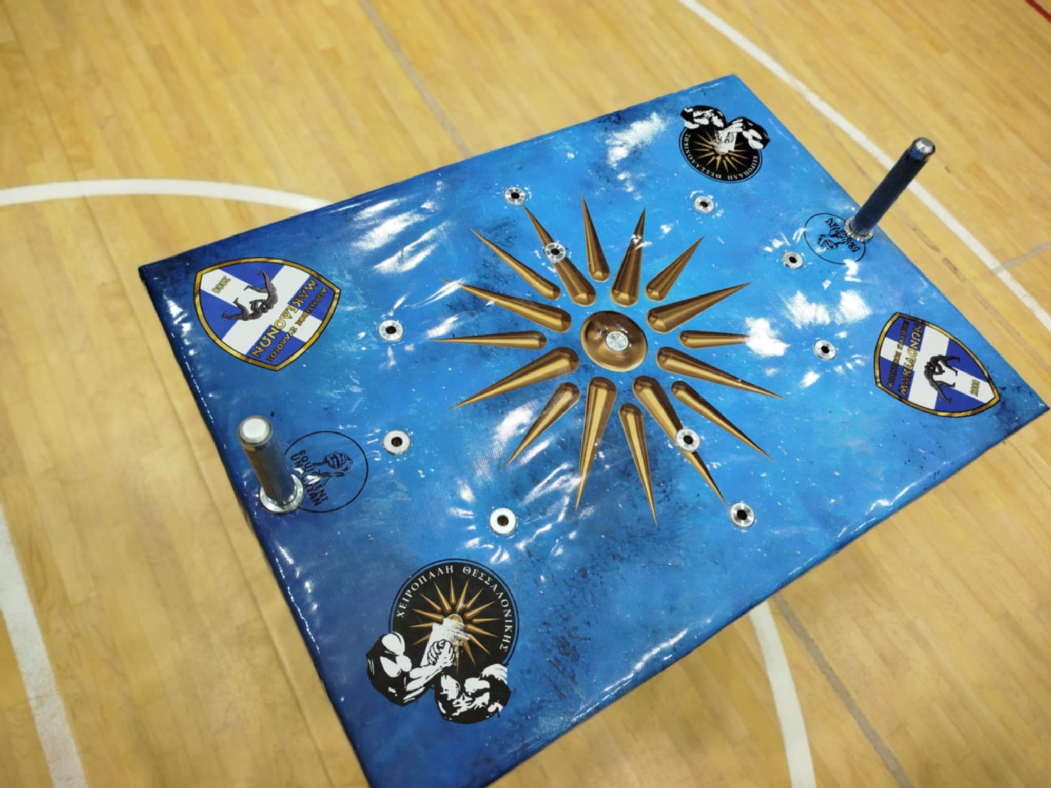 Τραπέζι Χειροπάλης